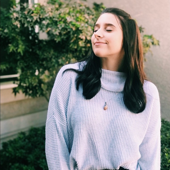 Meet your Posher, Emily - Picture 1 of 1